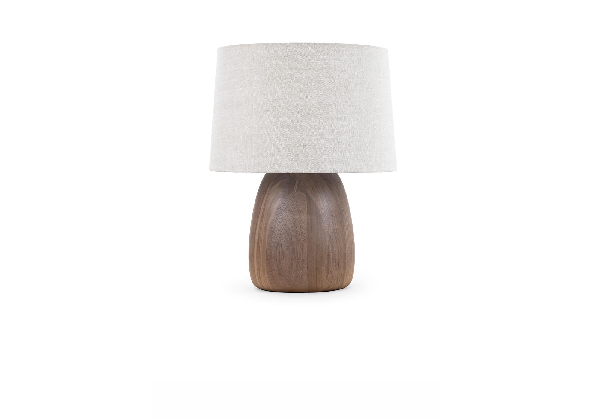 LUC90200_luccatablelamp_deadfl